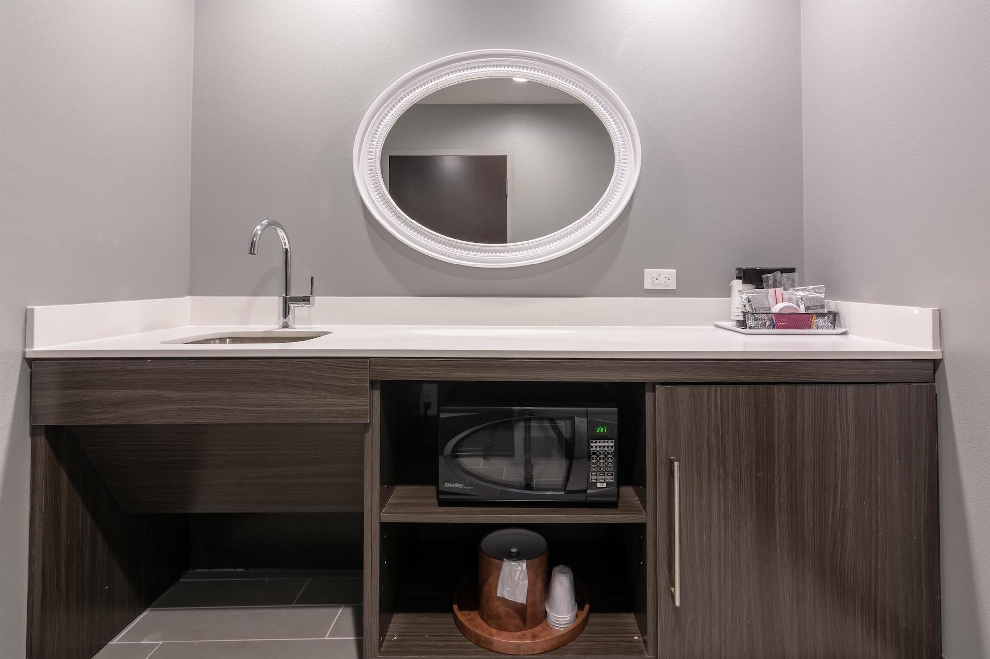Hampton Inn & Suites Dallas East Екстер'єр фото