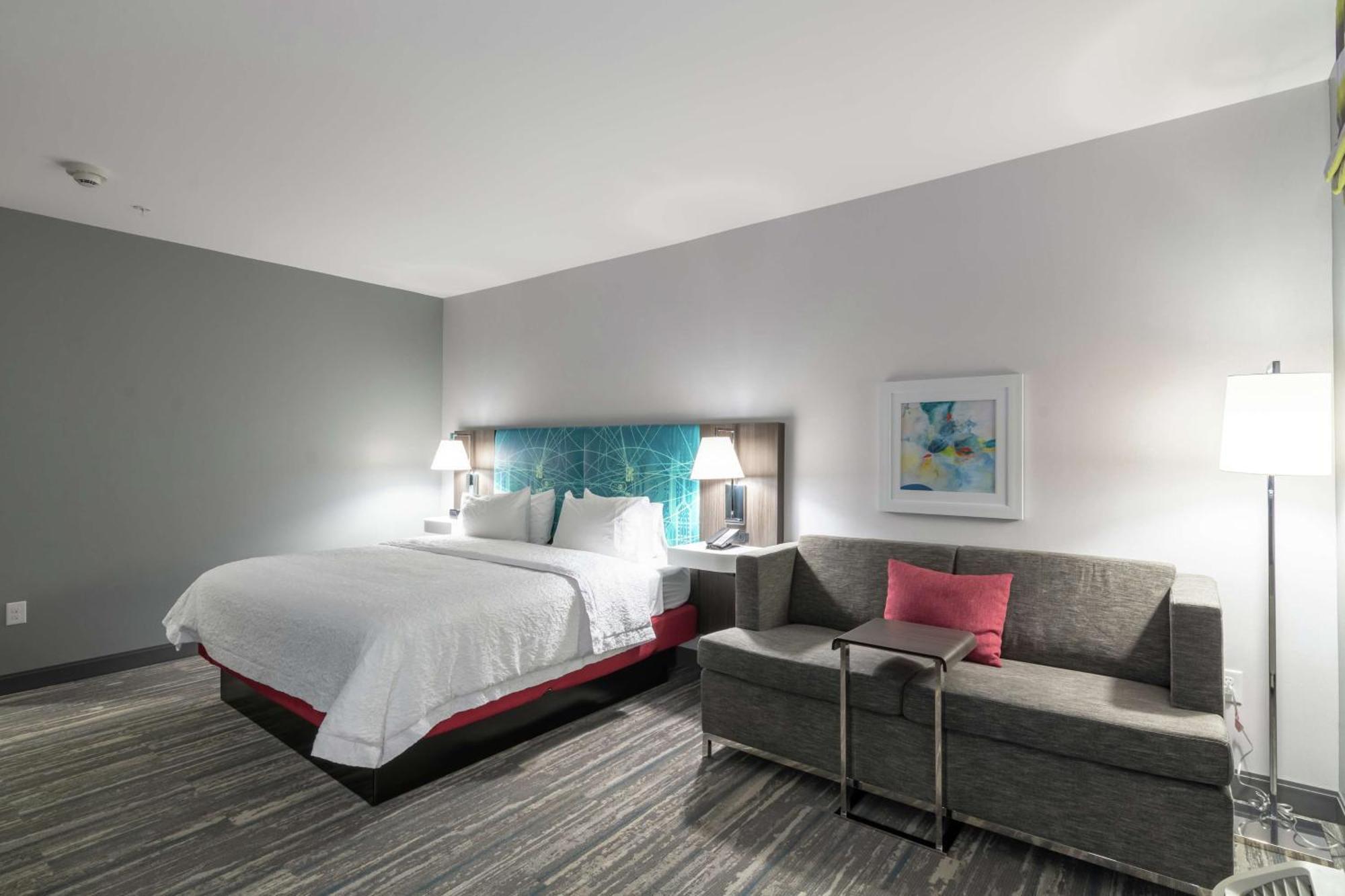 Hampton Inn & Suites Dallas East Екстер'єр фото
