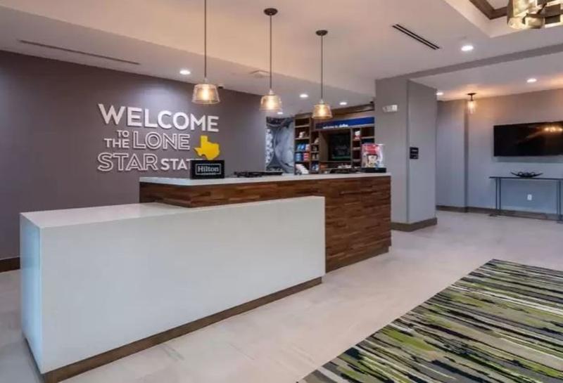 Hampton Inn & Suites Dallas East Екстер'єр фото