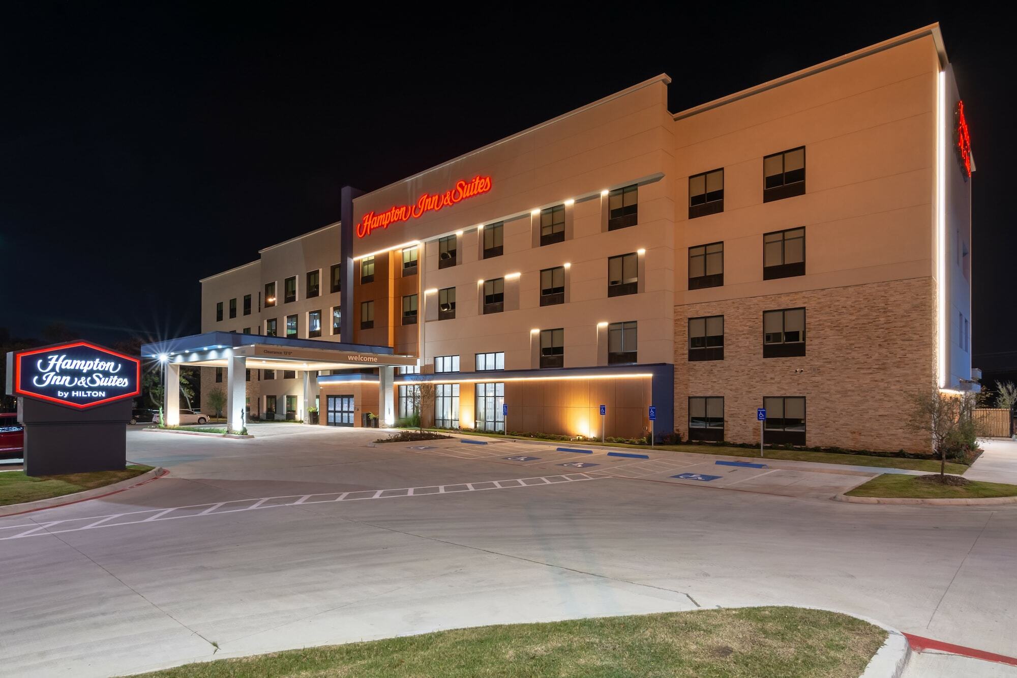 Hampton Inn & Suites Dallas East Екстер'єр фото